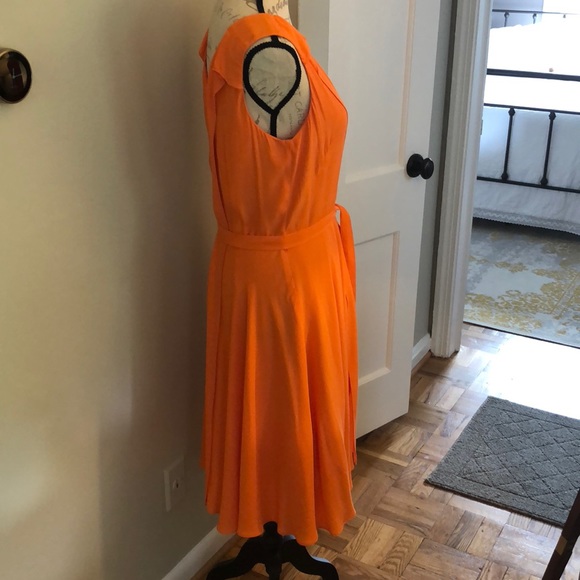 HOST PICK 🔥🔥🔥🔥🔥🔥🔥Orange Ann Taylor Dress Size 6 - Picture 5 of 8